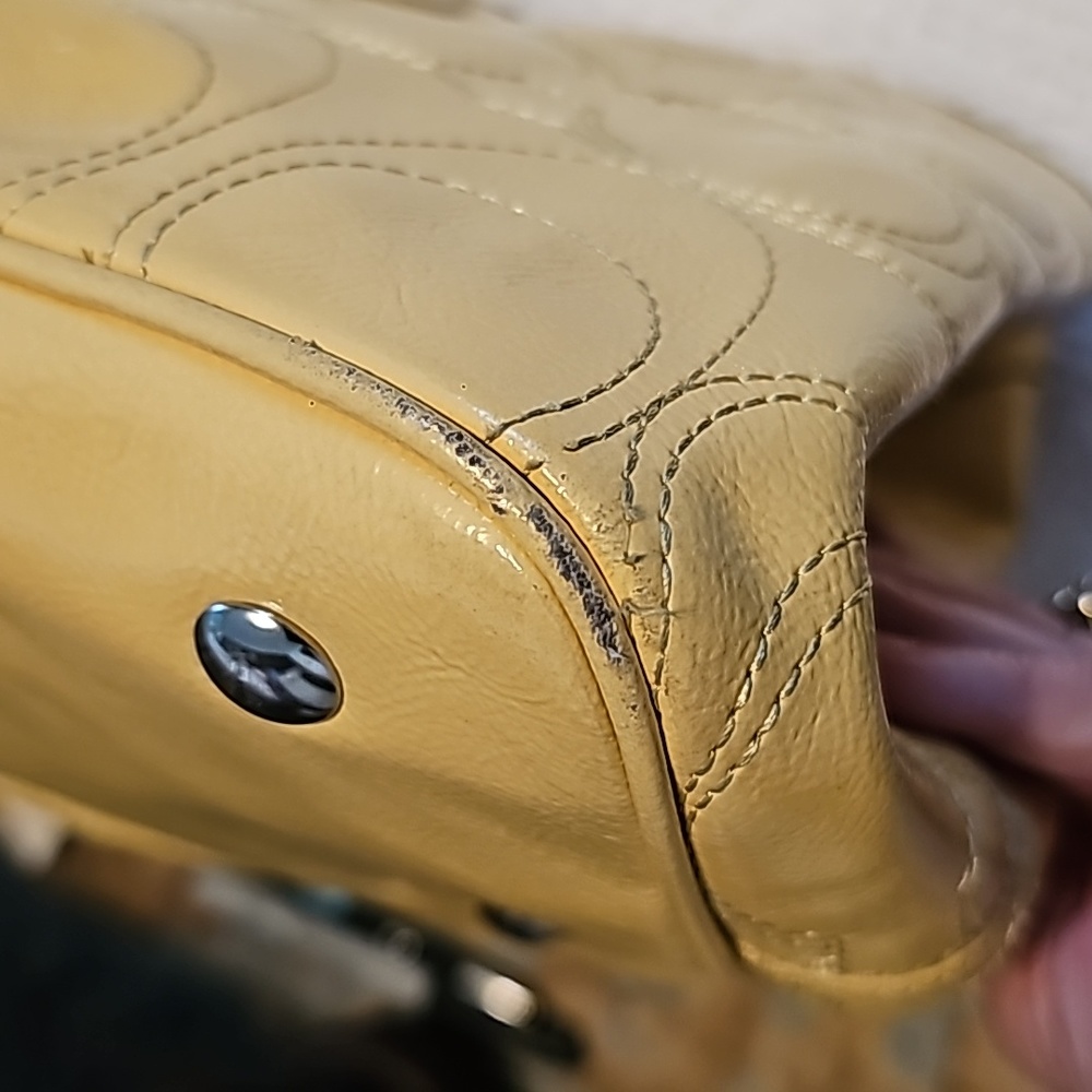 NWOT Never used Vintage Coach purse in color yellow - Picture 6 of 6